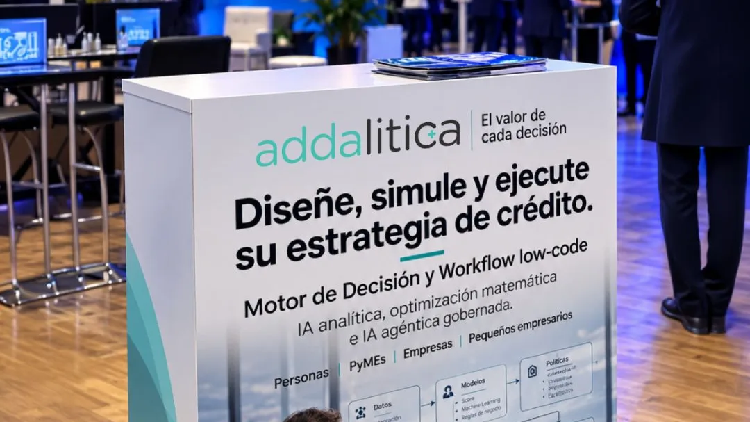 Stand de Addalitica en Financial Innovation Argentina 2026 con el lema «Diseñe, simule y ejecute su estrategia de crédito»